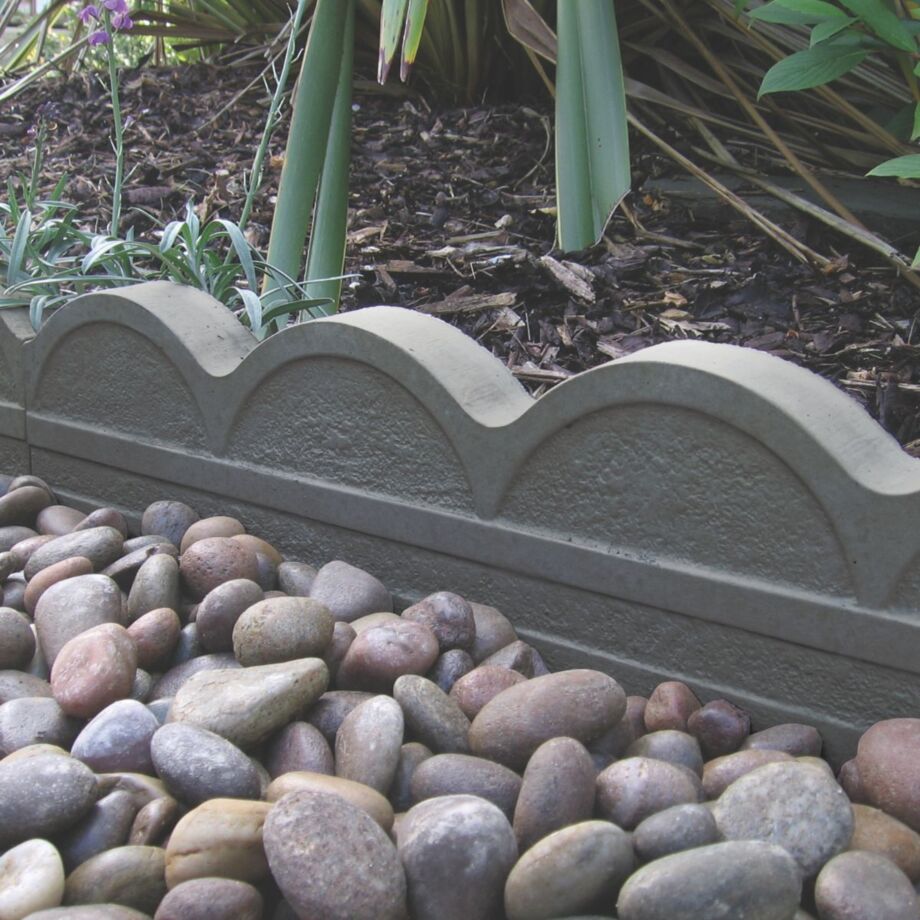 Bowland Stone Scalloped Edging - Welsh Slate