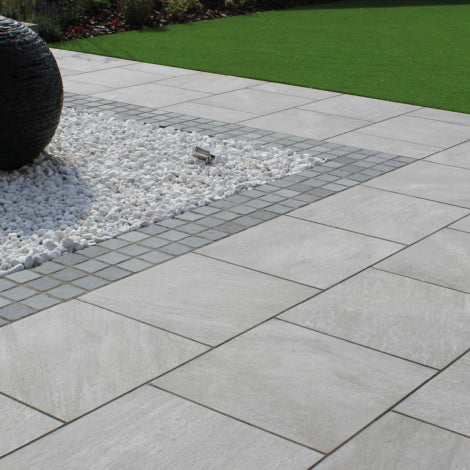 Ebony Limestone Cobbles 100mm x 100mm