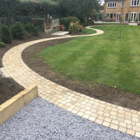 Calico Weathered Sandstone Cobbles 100mm x 100mm